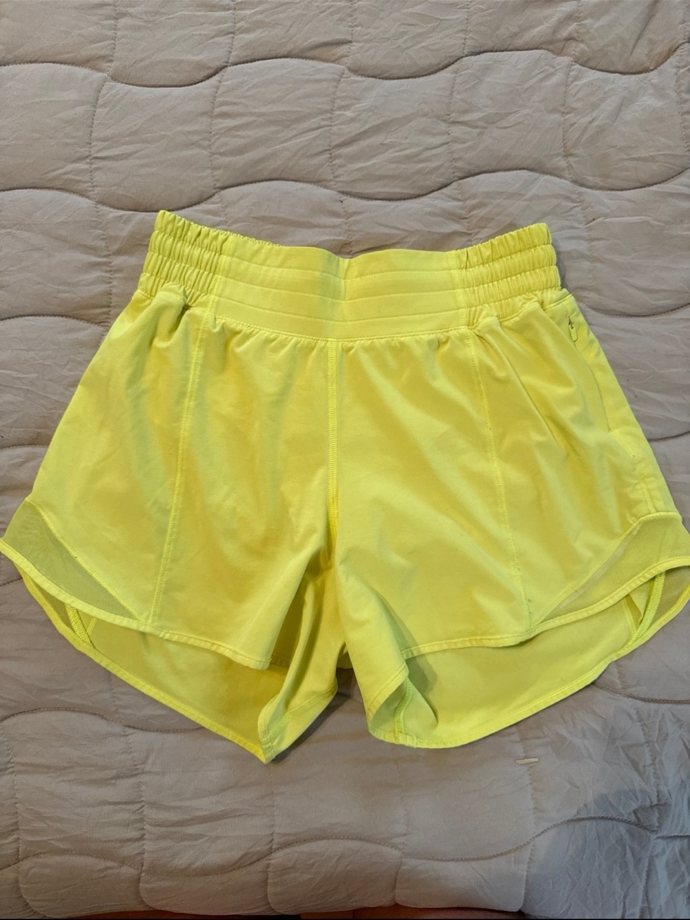 Lululemon High-Waist Hotty Hot Short